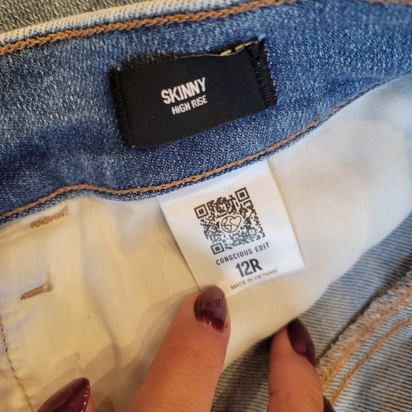 Jeans - Picture 3 of 3